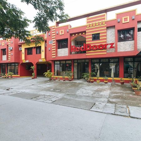 Reddoorz @ Golden Victory Hotel Mabalacat Pampanga Exterior photo