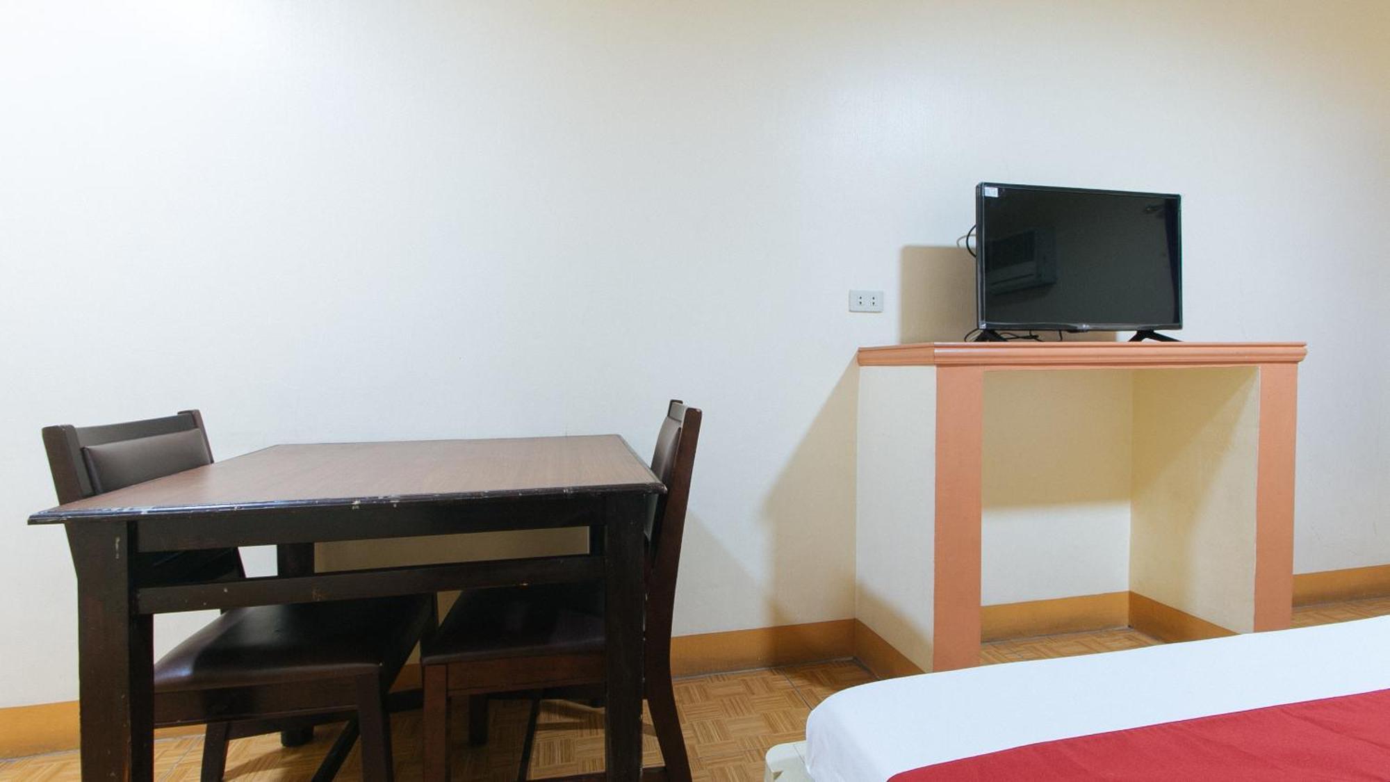 Reddoorz @ Golden Victory Hotel Mabalacat Pampanga Exterior photo